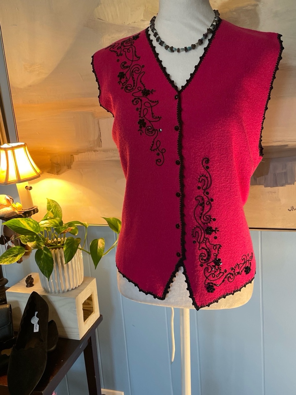 Koret Fuchsia Pink Sleeveless Embellished Cardigan Vest